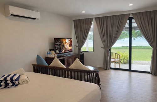 Pantai Tengah Hotel | The Frangipani Langkawi Resort & Spa