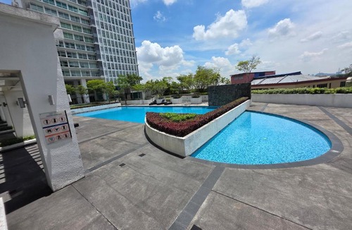 Seksyen 13 Apartment | The Frith Stay