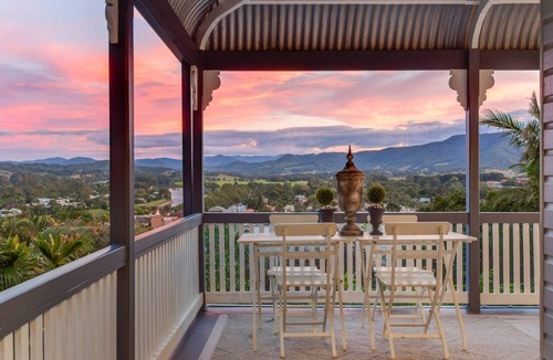 Murwillumbah House | The Glenelg Upstairs Residence (6 persons)