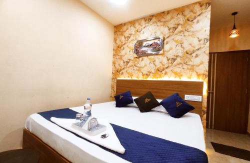 Focal Point Hotel | THE GOLDEN CROWN - Hotel With Comfort & Feelings