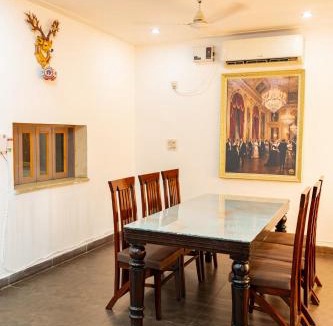 Amritsar House | The Golden Window Villa