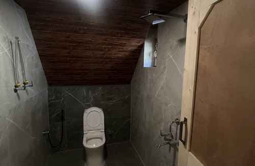 Chitkul Hotel | The Grand Lamkhaga By Mountain Bee