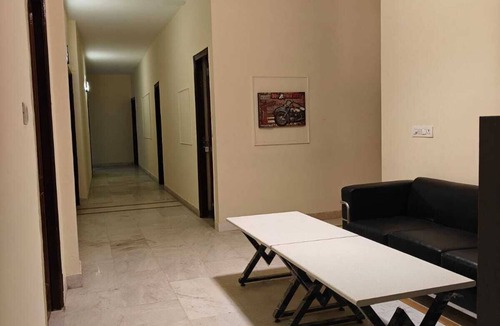 South Extension Hotel | The Grey Leaf Residency
