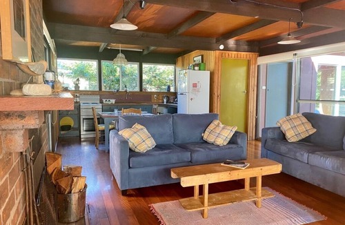 Bawley Point House | "The Hideaway", a handcrafted beach shack with modernist sensibilities.