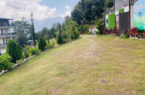 Guptkashi Hotel | The Hills Inn Resort Guptkashi