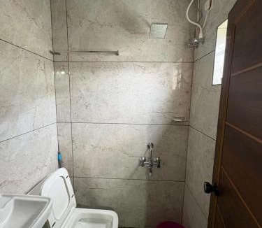 Alwaye Hotel | The Home Apartment