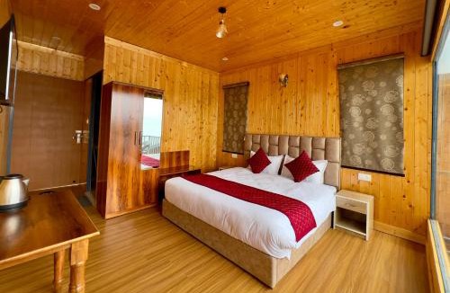 Tehri Resort | The host