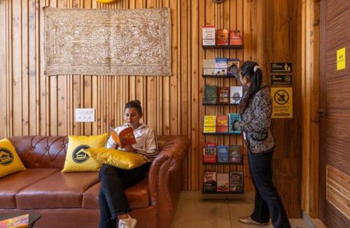 Theog Hostel | The Hosteller Kufri, Shimla