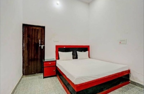 Karhal Hotel | The King Heaven
