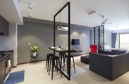 Tanjung Bungah Apartment | The Landmark by Katana