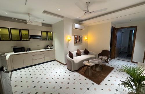 Gurugram Apartment | The Lodgers One and Two BHK Service Apartments Sector 45