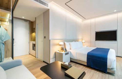 Aerocity Hotel | The Luxury Enclave Plaza Near IGI Airport Delhi