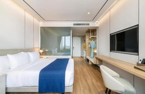 Aerocity Hotel | The- Luxury Enclave Plaza Near IGI Airport Delhi