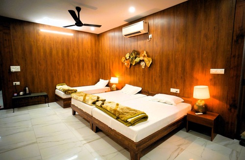 Taoru Hotel | The Mannat Farms