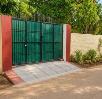 Faridabad Villa | The Meadow House 2BR Farm with Pool & Lawns