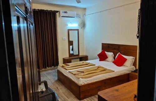 Bangalore City Center Hotel | The New Hotel Rajatha Mahal
