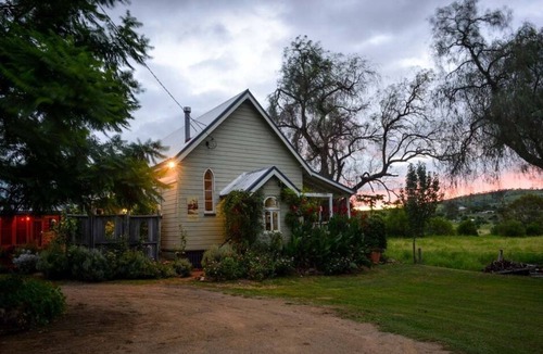 Milford Bed & Breakfast | The Old Church B & B four bedroom house with mountain views