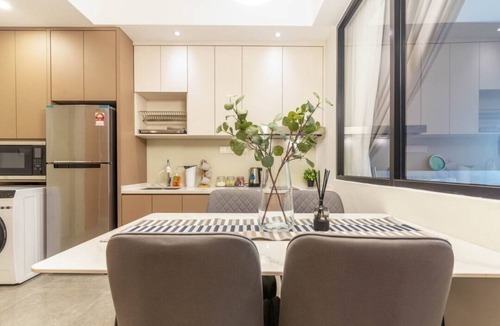 Mont Kiara Condo | The OOAK Suites & Residences Kiara 163 Mall