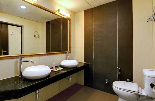 Old Manali Hotel | The Orchard Greens