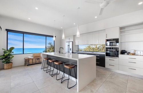 Korora House | The Outlook at Sapphire - Coastal Luxury, Private Plunge Pool, Pet Friendly