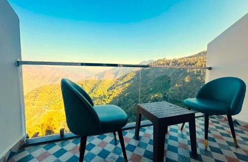 Mussoorie Hotel | The Pinerock Resort, ! Luxury Rooms ! Mountain View ! Open Terrace ! Cafe