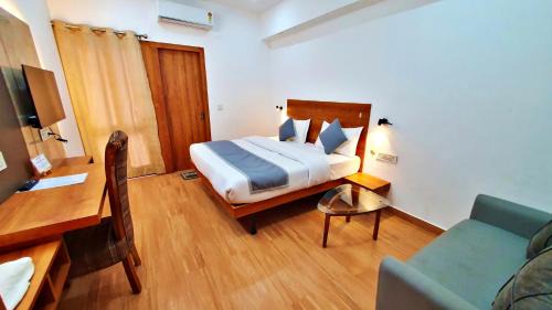 Dehradun House | The Plush Stays - Best Budget Luxury stay ISBT Dehradun