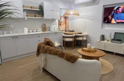Catherine Hill Bay Apartment | The Poolside Pavilion Private Resort-Style Tiny Home
