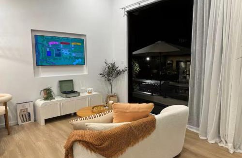 Catherine Hill Bay Apartment | The Poolside Pavilion Private Resort-Style Tiny Home