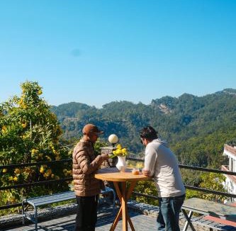 Bullawala Ski Chalet | The River Trail Cottage by The StayCationer