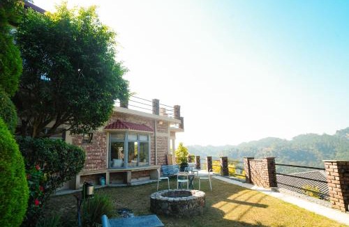 Bullawala Ski Chalet | The River Trail Cottage by The StayCationer