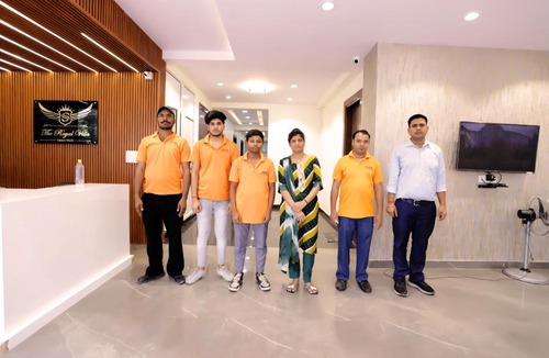 Sector 70 Hotel | THE ROYAL VILLA - Noida Sector 70