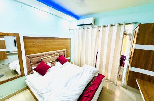 Mahmoorganj Apartment | The Rv-Inn