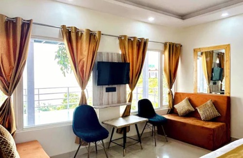 Sakalana Range Hotel | The Sarbati Palace