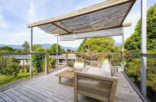 Tawonga South House | The Secret Garden Alpine Mountain Retreat