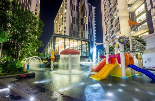 Bunga Paya Pantai Hotel | The Shore Hotel & Residences