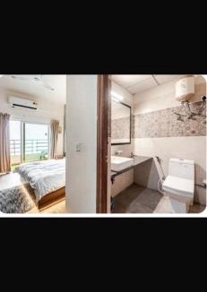 Greater Noida Apartment | The Snow touch stay