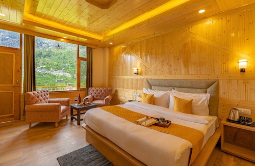 Manali Hostel | The Social Stays Manali