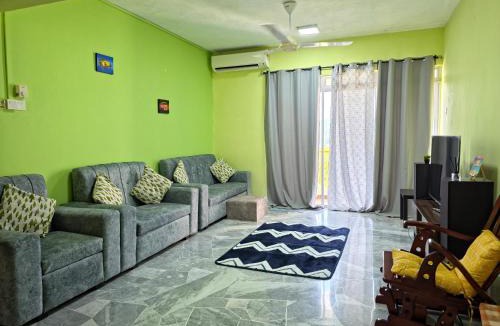 Tanjung Tanah Merah Apartment | The Sunset Terrace, Ocean View Resort-Teluk Kemang, Sea Views, Walk to beach, Netflix, Beverages & Snacks