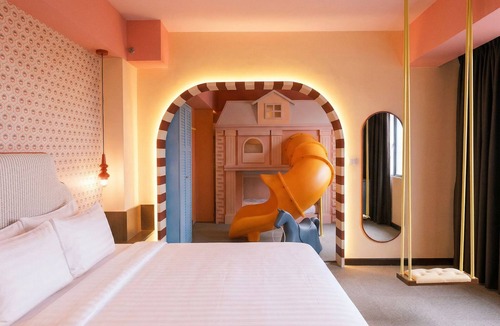 Kampung Haji Abdullah Hukum Hotel | The Très Hotel