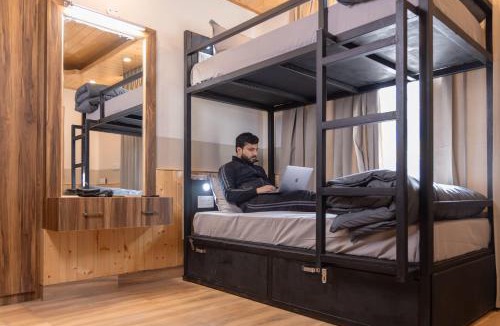 Manali Hostel | The Trippy Tribe Manali