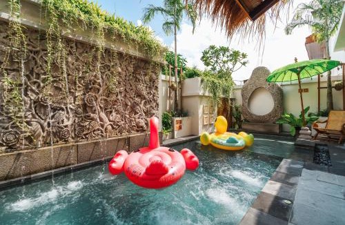 Klebang Besar Villa | The Umane Luxury Balinese Private Pool Villa