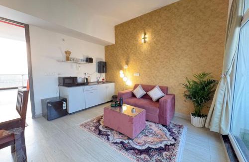 Noida Apartment | The Urban Luxe Stay