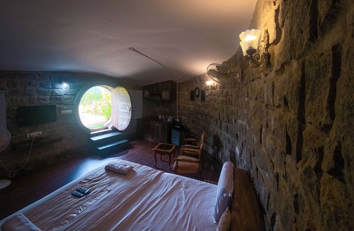 Sakleshpur Hotel | The Vana Valley Retreat
