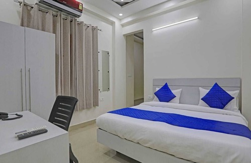 Sector 70 Hotel | The Vertigo