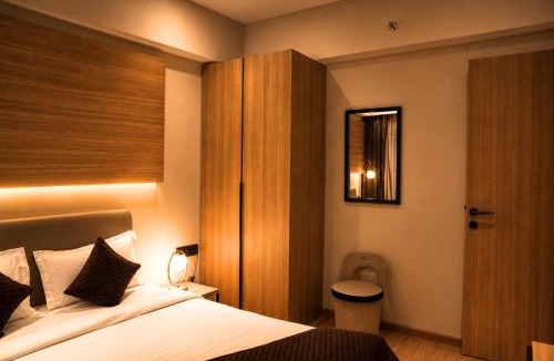 Raipur Hotel | The Vilton