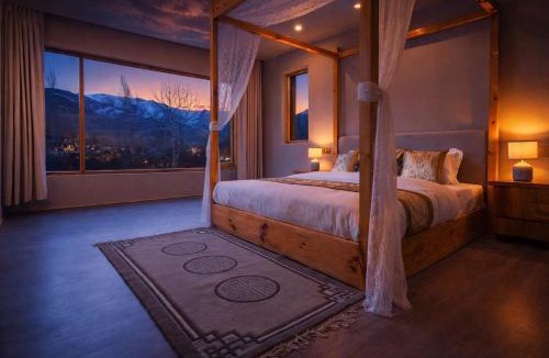 Leh Resort | The Vintage Villas Resort Ladakh - Luxury Stay with Mountain Views