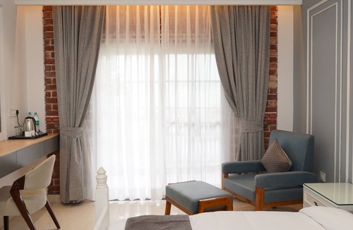 Bullawala Resort | The Whispering Winds Resort