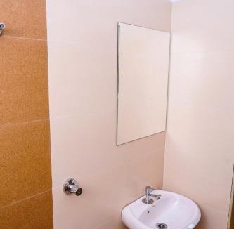 Malappuram Hotel | THEKKUMPURAM RESIDENCY