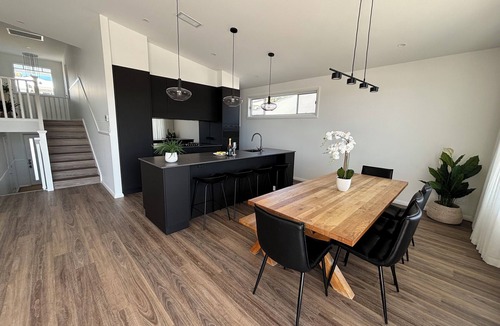 Catherine Hill Bay House | This stylish place to stay is perfect, elegantly finished with ample space.