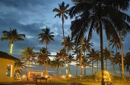 Paravur Cottage | Thodiyil 30 second away from beach couple private beach cabana